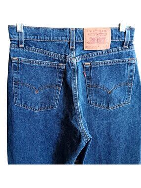 Vintage Levis 561 Loose Fit Straight Leg Denim Jeans Size 8 Medium Made In USA